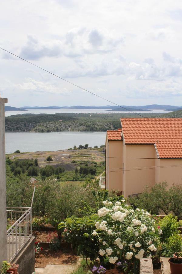 Studio Apartman Ana Šibenik Exterior foto