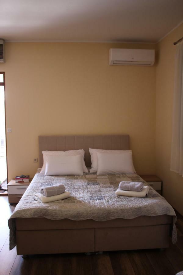 Studio Apartman Ana Šibenik Exterior foto