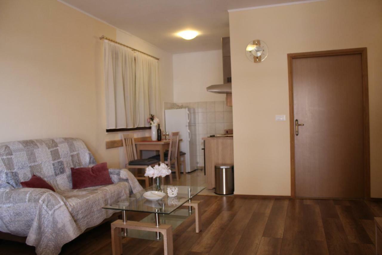Studio Apartman Ana Šibenik Exterior foto