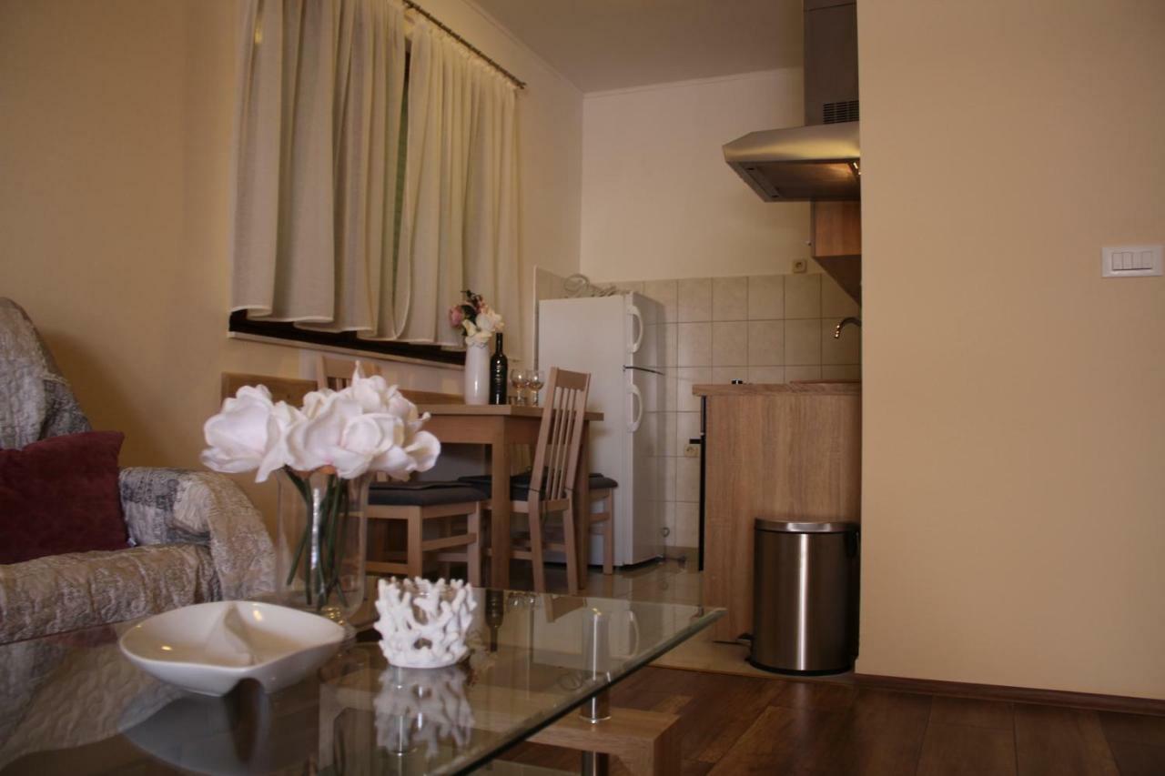 Studio Apartman Ana Šibenik Exterior foto